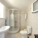 Kapassa House Longós